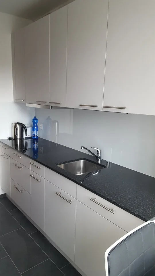 REDUCED!!!Business Apartment quiet & central with magnificent panoramic view! – Foto 12 von 13