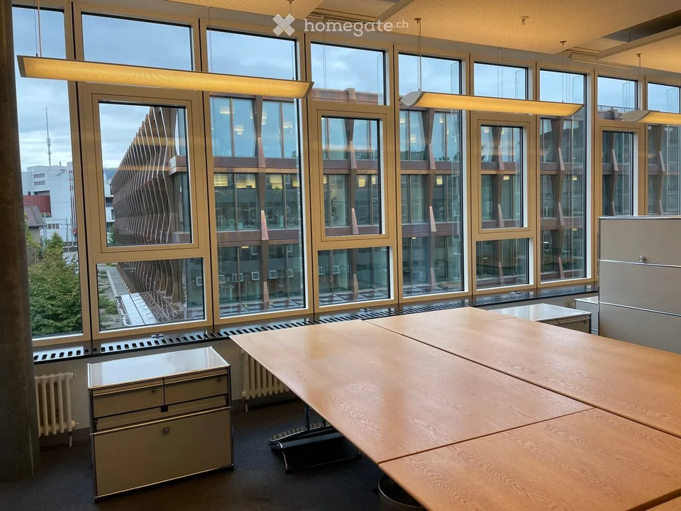 Gewerbe-/Büro Räume in zentraler Lage in Aarau