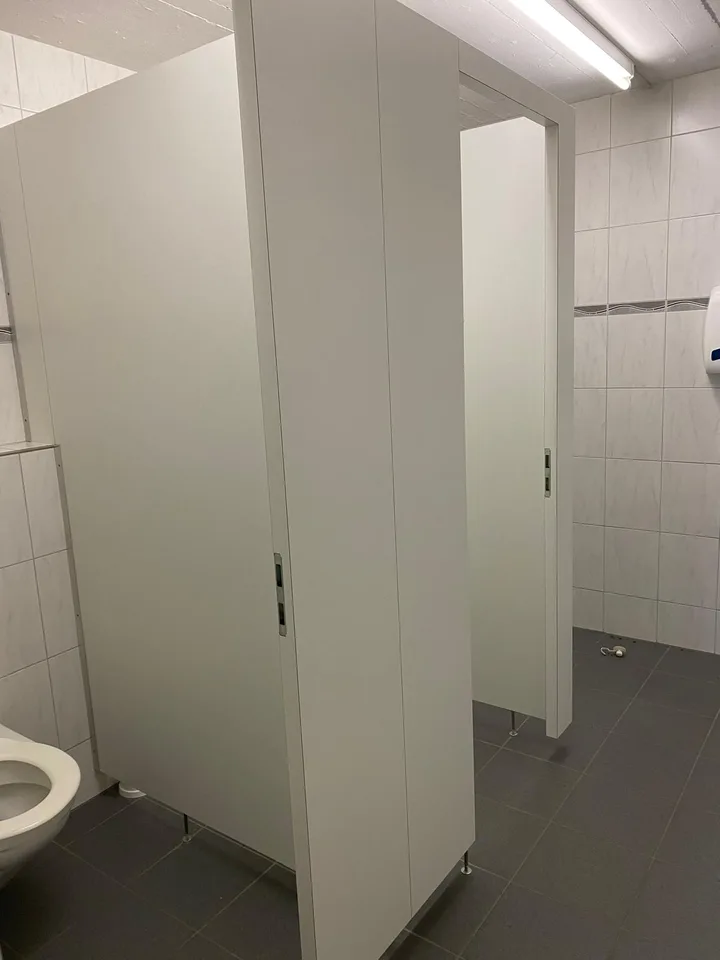 Helles Büro (110m2) mit Lager (45m2) an zentraler Lage in Täuffelen – Foto 12 von 12