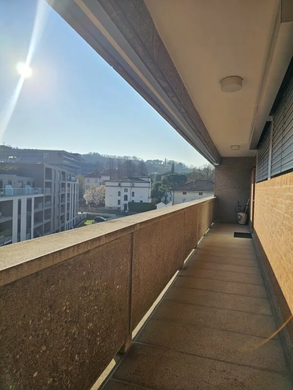 3.5 locali in zona strategica