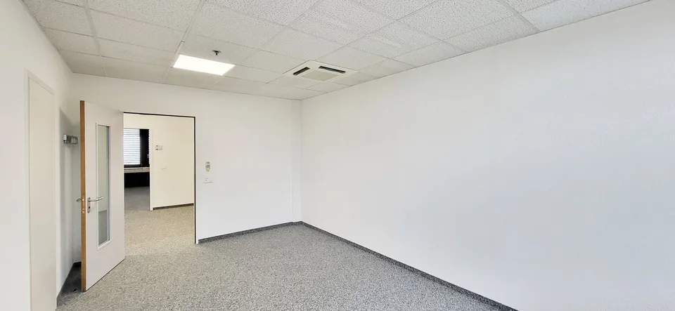 606 m² office space on the Campus Mägenwil! – photo 12 of 14