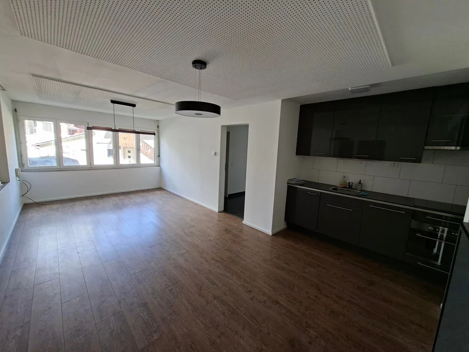 Grosszügiges Büro in Lyss – 90 m² zu vermieten