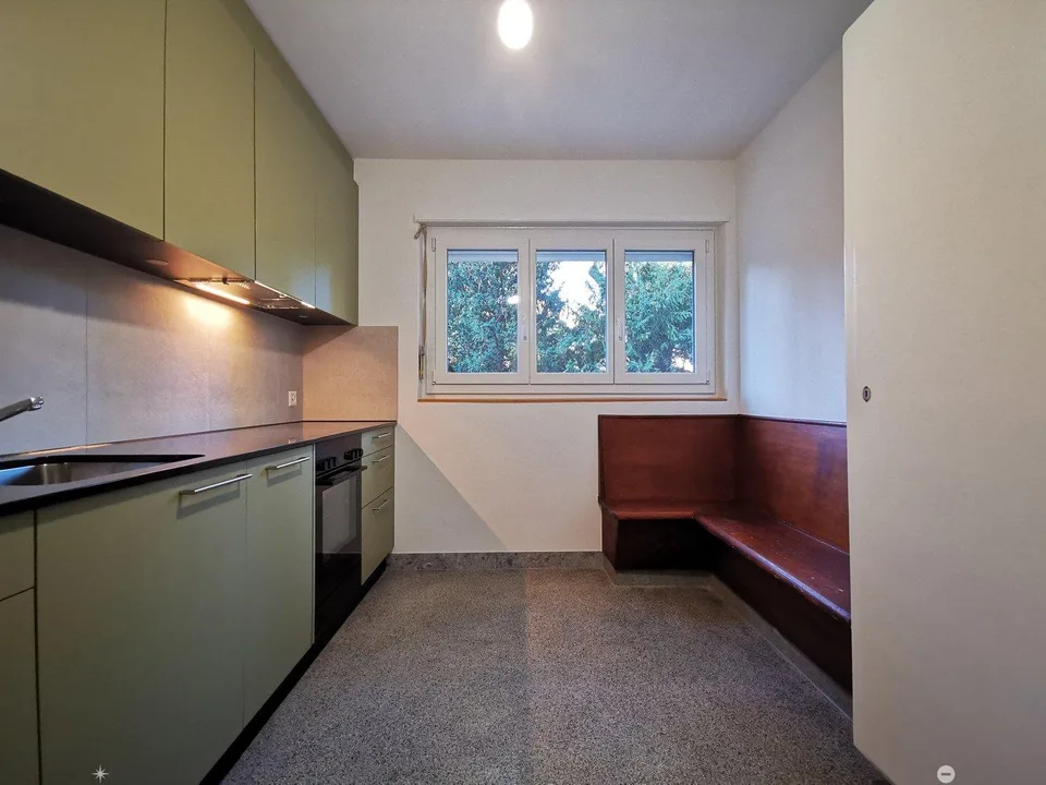 Appartement 3 pièces lumineux avec balcon sur la General-Dufour-Strasse à Biel