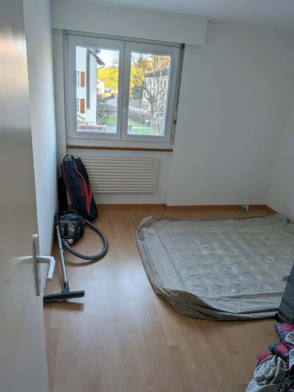 Appartamento di 3 locali luminoso con balcone a Bévilard – disponibile da luglio 2026