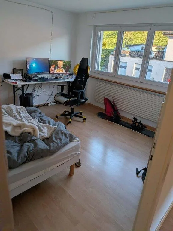 Appartamento di 3 locali luminoso con balcone a Bévilard – disponibile da luglio 2026