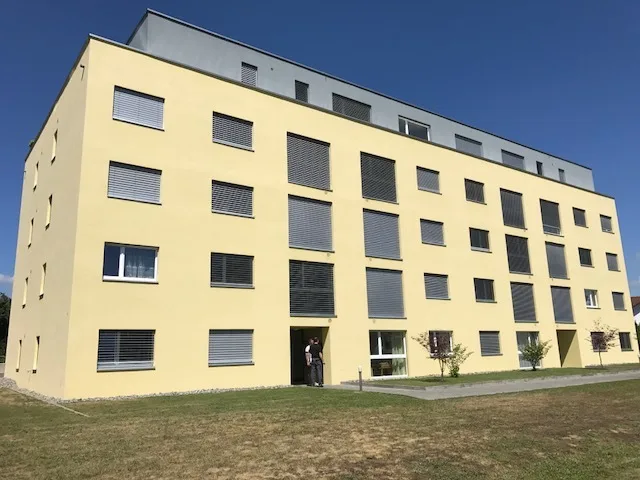 EINSTELLHALLENPLÄTZE ZU VERMIETEN!