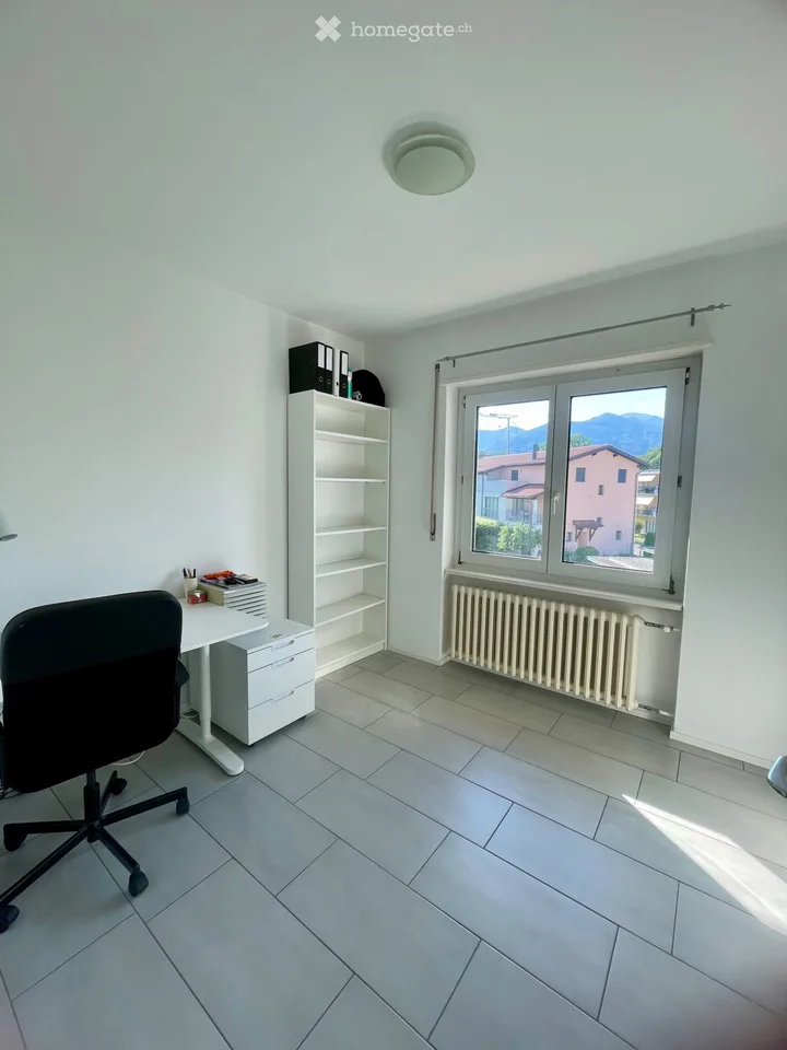 Porza 3.5-Zimmer-Wohnung mit Balkon
