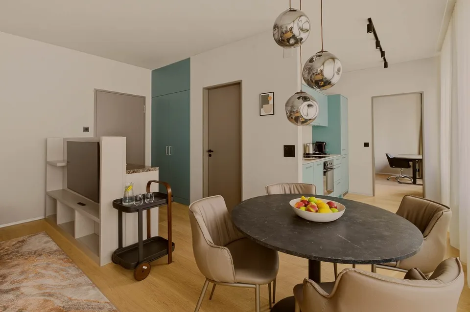 Apartments mit Designer Möblierung und Home-Office Ausstattung in Zürich-Opfikon/Glattpark