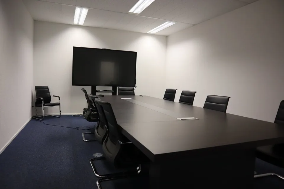 Vari uffici e spazi di lavoro in affitto a Belp (19–200 m²)