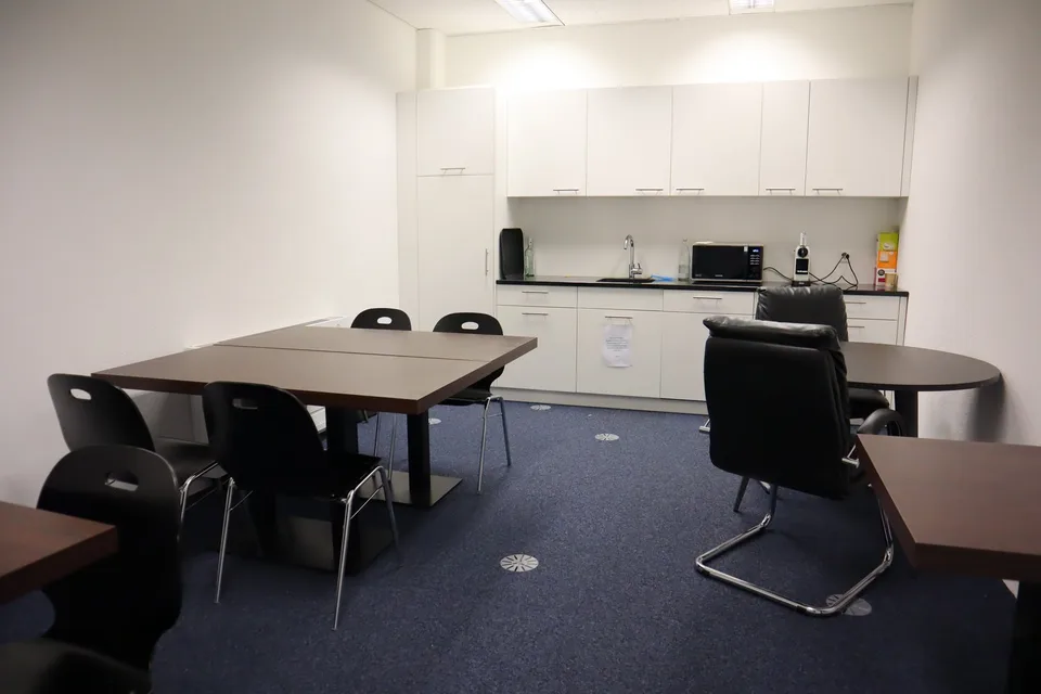 Various office and workspaces for rent in Belp (19–200 m²) – photo 10 of 11