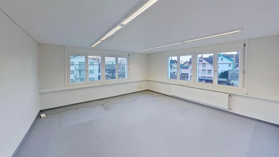 Emplacement idéal Appenzell : Bureau directement à la gare