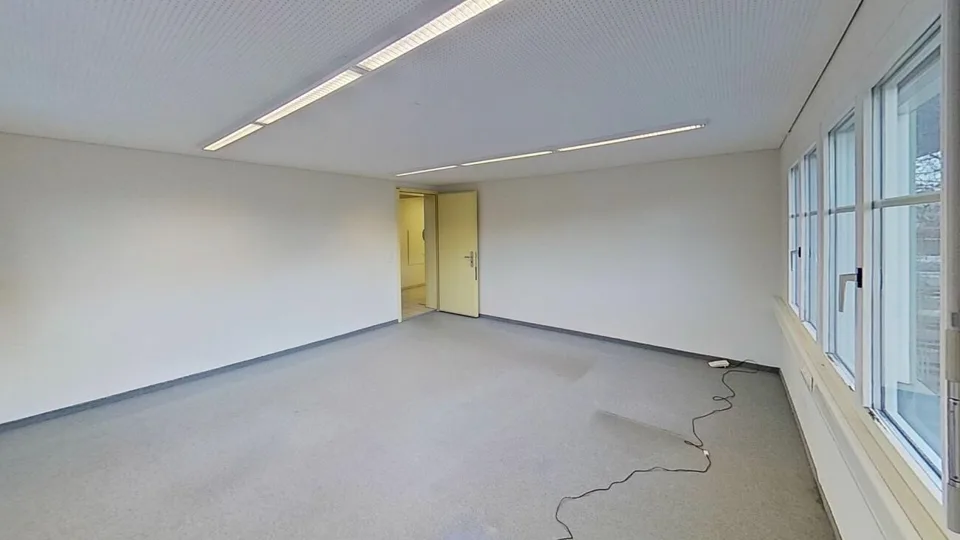 Emplacement idéal Appenzell : Bureau directement à la gare