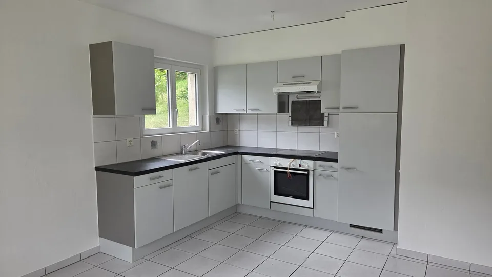 Appartement situé dans un petit immeuble de 4 logements.