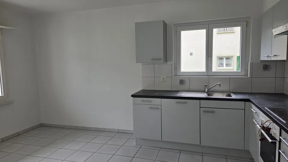 Wohnung in einem kleinen Gebäude mit 4 Wohnungen.