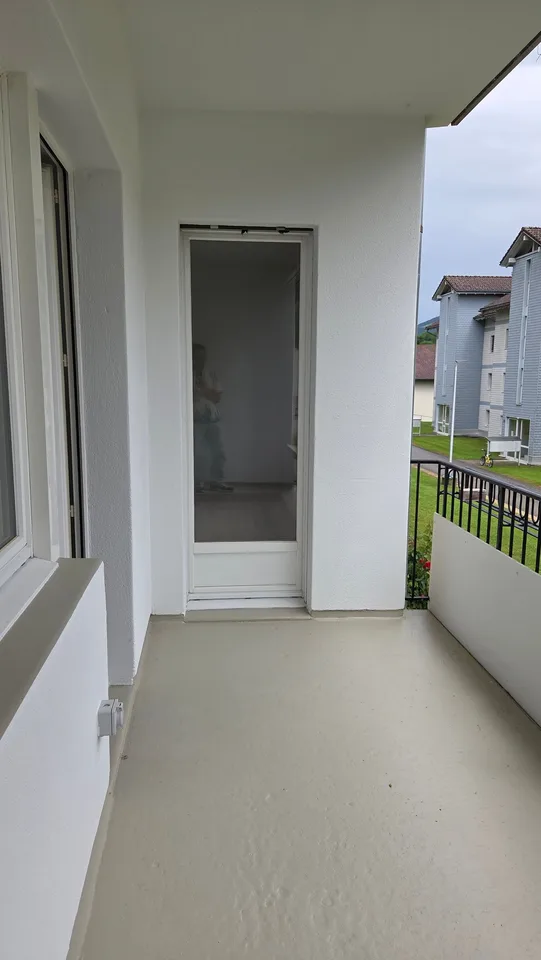 Appartamento situato in un piccolo edificio di 4 unità. – foto 14 di 16