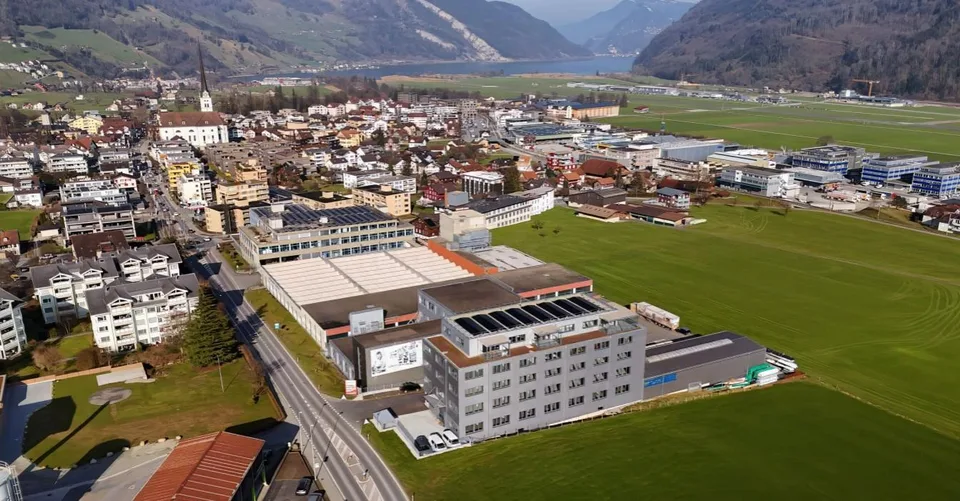 Il tuo posto per il successo: Spazi commerciali flessibili ad Alpnach