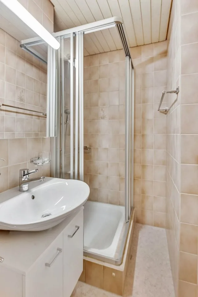 Grosszügige 4.5-Zimmerwohnung im Dachgeschoss mit Balkon