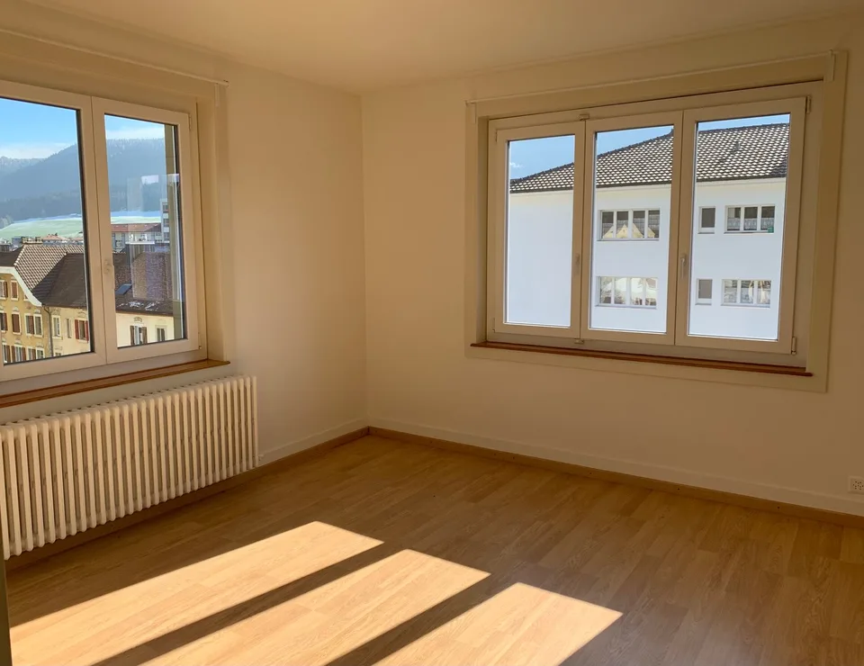 Charmanter 4.5-Zimmer-Wohnung mit Balkon