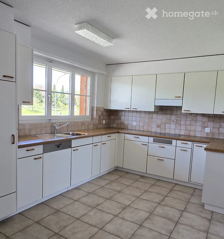 Appartement maisonnette spacieux 5 pièces avec balcon à Boningen