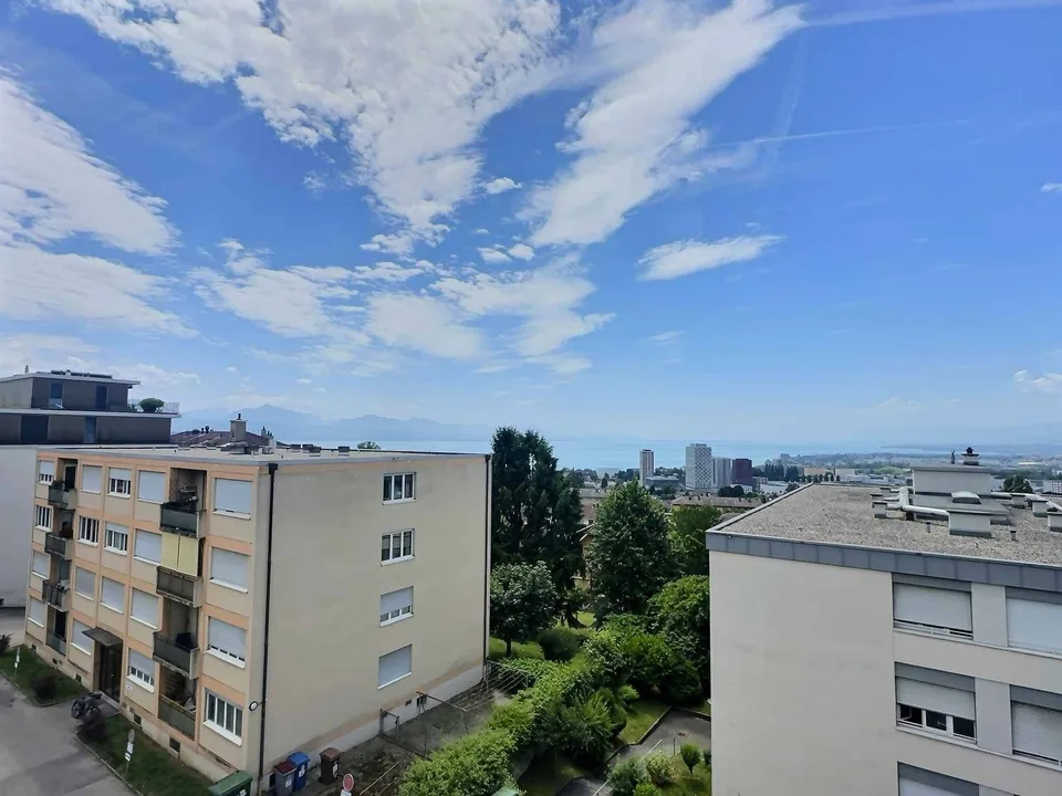 Nouvelle construction - Magnifique logement moderne avec vue sur le lac