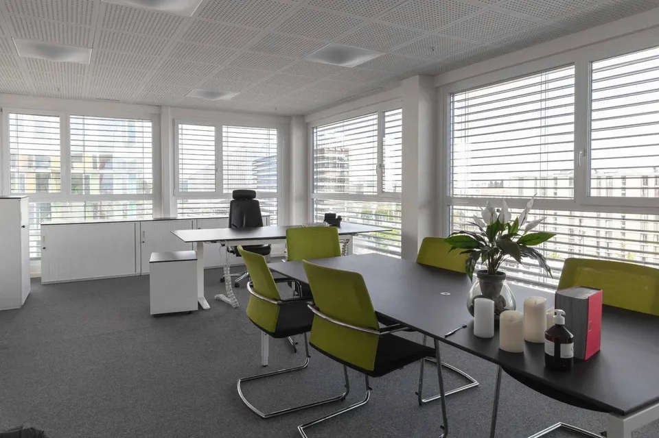 Bureaux 800 m2 - Proche ONU