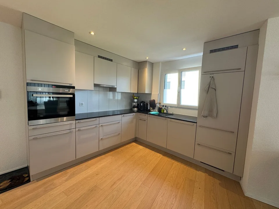 Moderne 2.5-Zimmer-Wohnung mit Balkon in Flawil