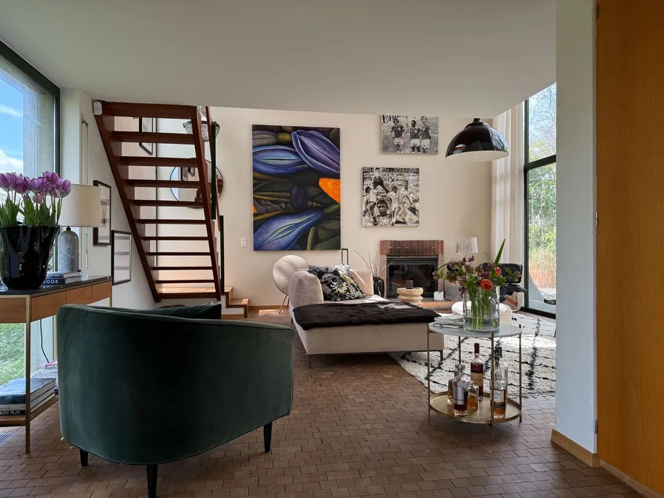 Freistehendes EFH mit Atelier im Bauhausstil - Rarität