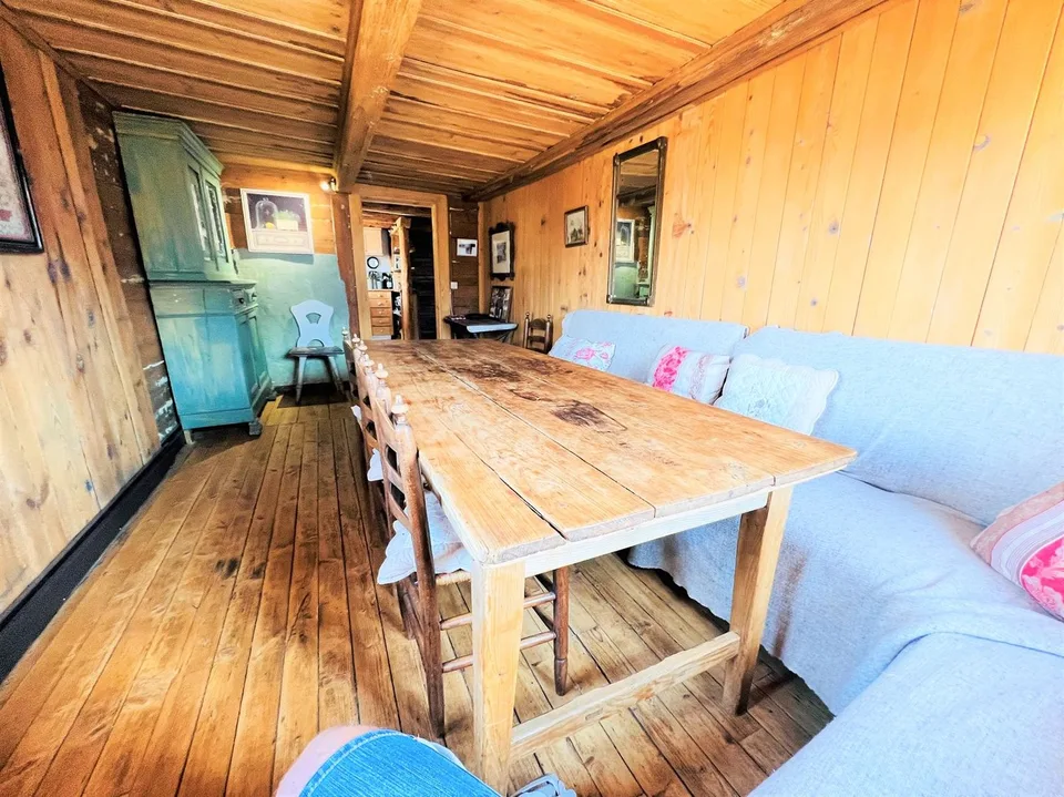 House with a lot of charm of 6.5 rooms renovated - Spacious and Bright - Quiet location