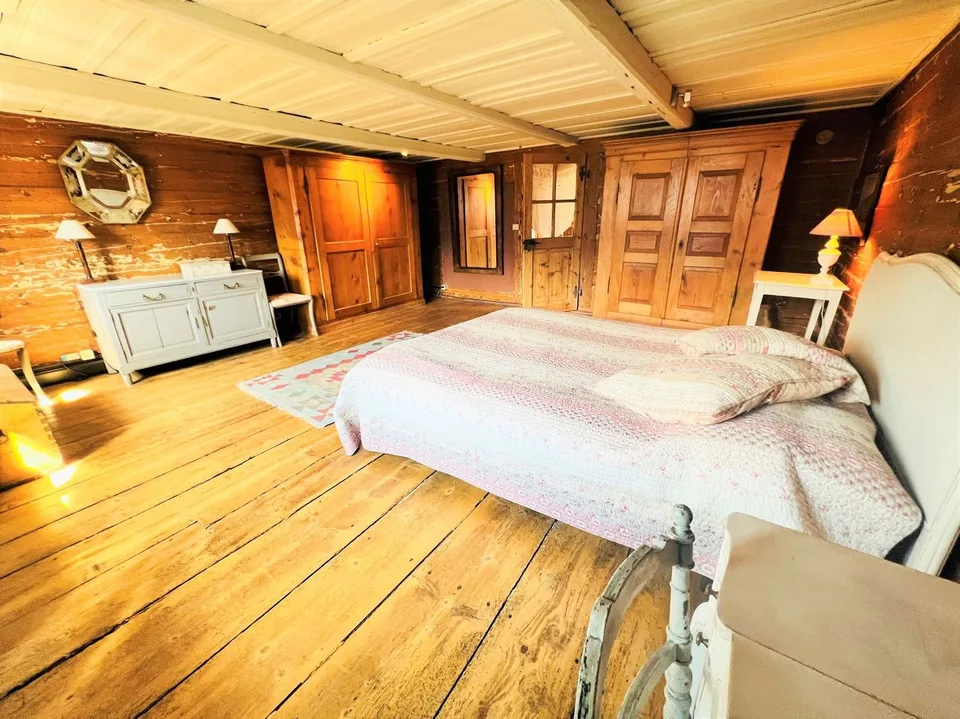 Casa con molto charme di 6,5 camere ristrutturata - Spaziosa e luminosa - Posizione tranquilla – foto 10 di 16