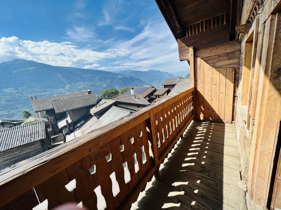 Casa con molto charme di 6,5 camere ristrutturata - Spaziosa e luminosa - Posizione tranquilla – foto 14 di 16