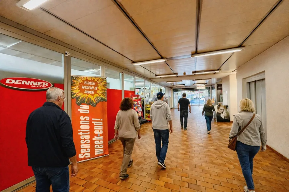 Verkaufsfläche zur Miete - Einkaufszentrum Montolieu, Lausanne