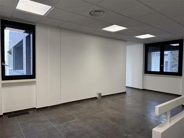 Lugano: Büro 5 Räume – Foto 8 von 13