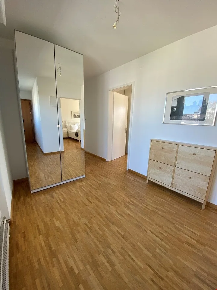 Top-Etage-Zweizimmerwohnung in der Nähe des Schüztenmatt-Parks – Foto 10 von 11