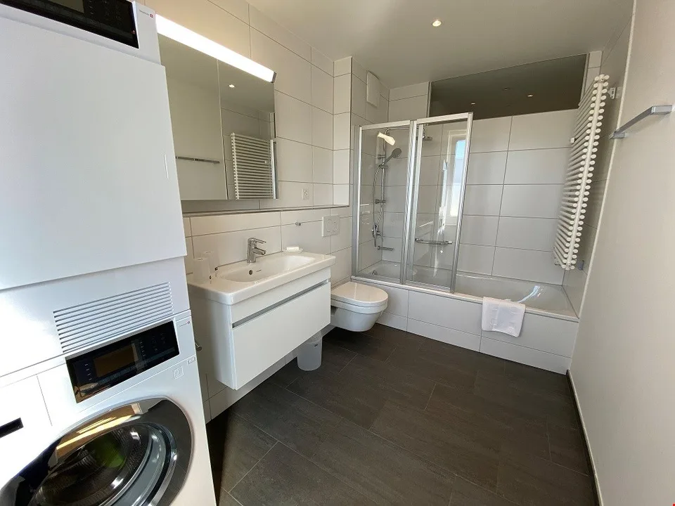 Top-Etage-Zweizimmerwohnung in der Nähe des Schüztenmatt-Parks – Foto 7 von 11