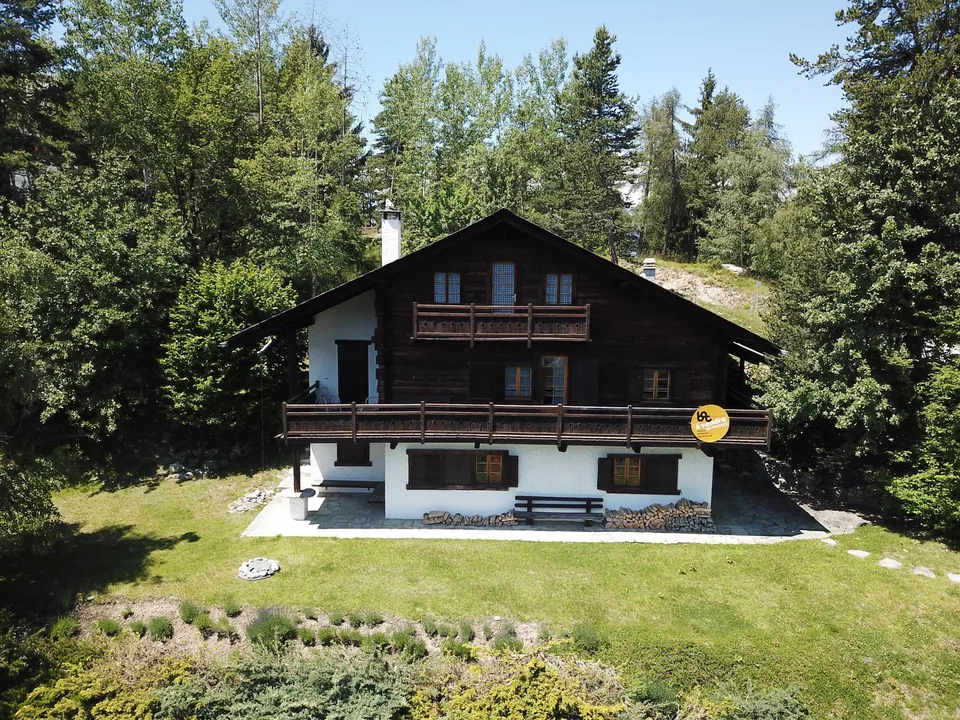 Location touristique - Spacieux chalet avec vue spectaculaire sur le Val d'Anniviers