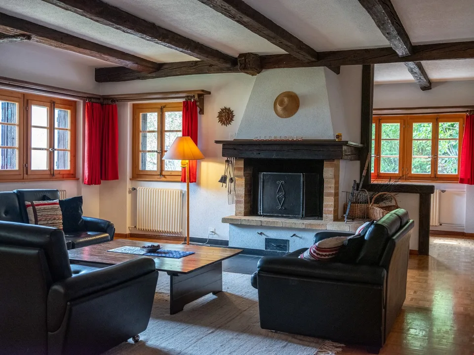 Traumhafte Lage - Geräumiges Chalet mit spektakulärer Aussicht auf das Val d'Anniviers