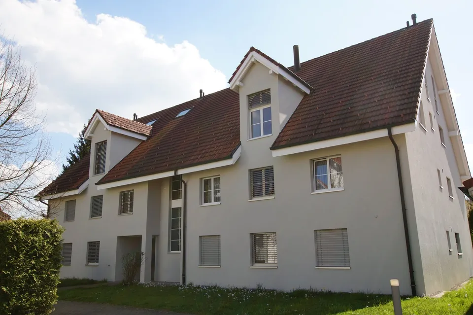 Helle 5.5-Zimmer-Maisonettewohnung in Boningen zu vermieten