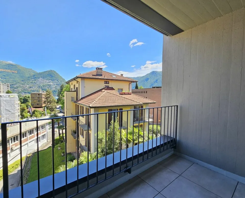 Neue 4.5-Zimmer-Duplexwohnung mit Balkon