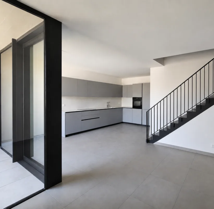 Nuovo 4.5 locali duplex con balcone