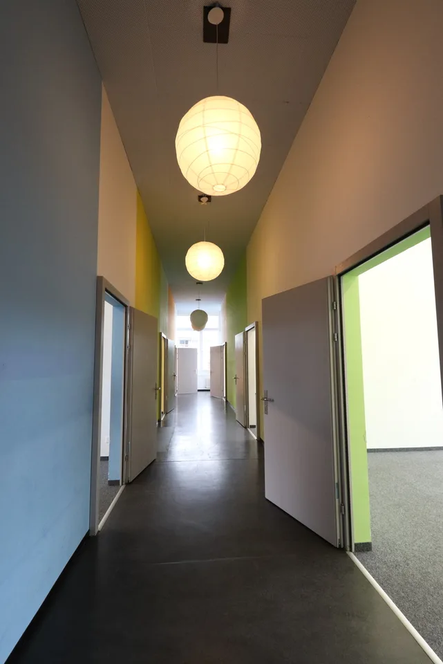 Espace commercial spacieux en centre-ville - disponible immédiatement