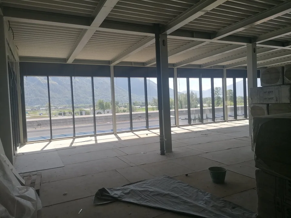 Büro/Labor in Riazzino-Locarno 560 m²