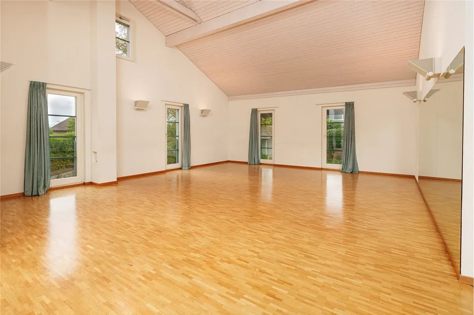 Charmantes Atelier / Studio mit Charakter  ideal für Kurse, Seminare oder als Büro