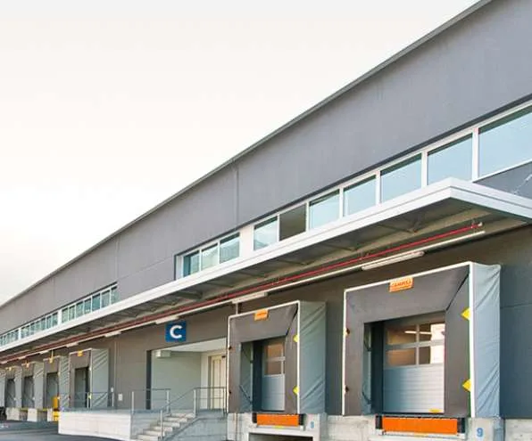 Affittasi spazio logistico /magazzino di ampia metratura a Cadenazzo