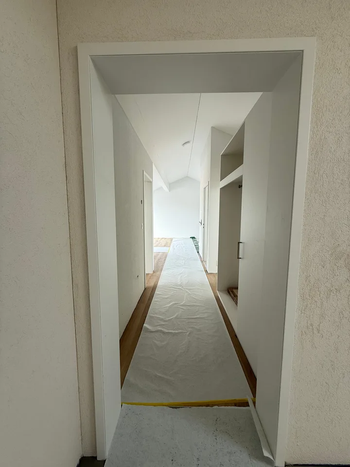 Nouvel appartement attique 3.5 pièces à louer (n° 7 à droite)