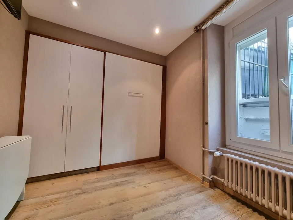 Charmanter 1,5-Raum-Wohnung in der Nähe aller Annehmlichkeiten – Foto 11 von 12