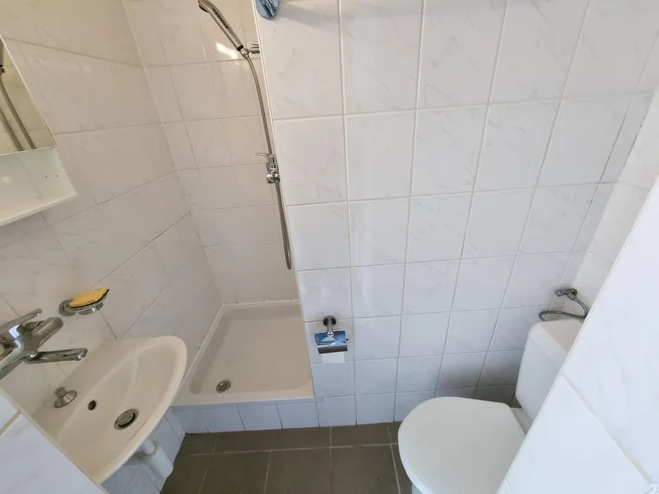Charmanter 1,5-Raum-Wohnung in der Nähe aller Annehmlichkeiten – Foto 6 von 12