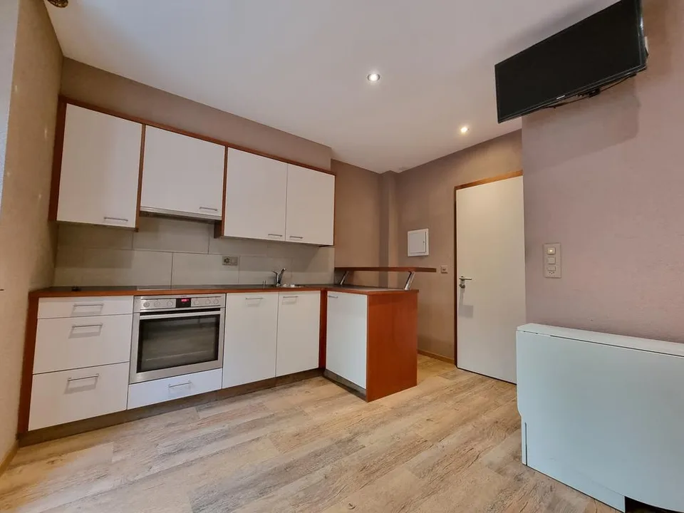 Charmanter 1,5-Raum-Wohnung in der Nähe aller Annehmlichkeiten – Foto 12 von 12