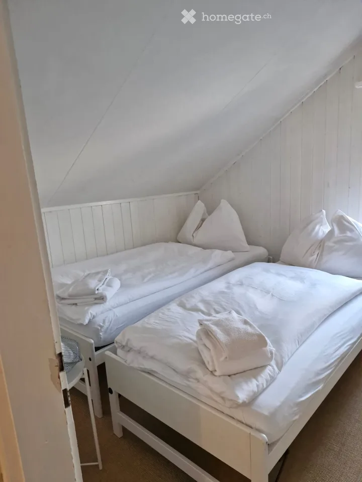 Möbliertes freistehendes Haus 4.5 Zimmer in ruhiger Lage in Herrliberg  befristet
