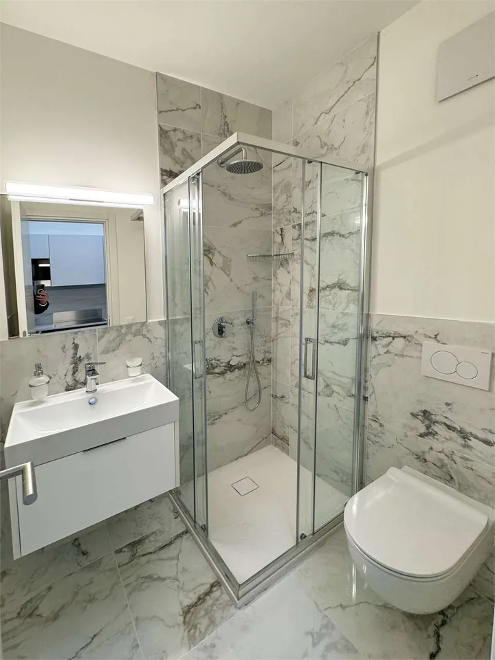 Verkauf einer komplett sanierten Palazzina, Rendite 4,85% - DR1 – Foto 10 von 11