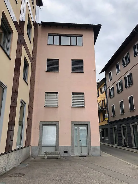 Biasca - Stabile a reddito in zona centralissima